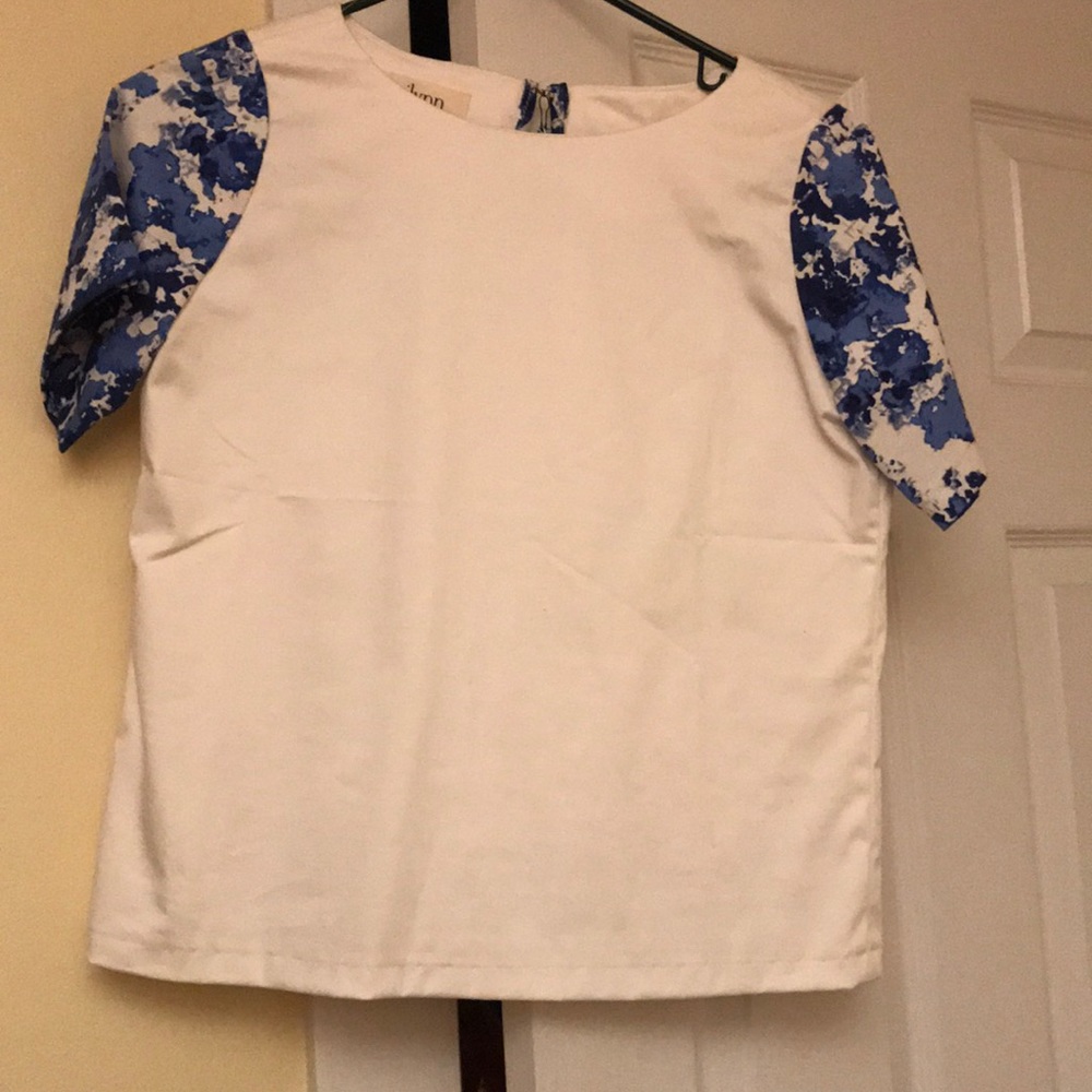 Corilynn top